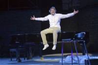 Alla Pergola tutto Barbareschi tra musica e recitazione. Da oggi al 15 febbraio        